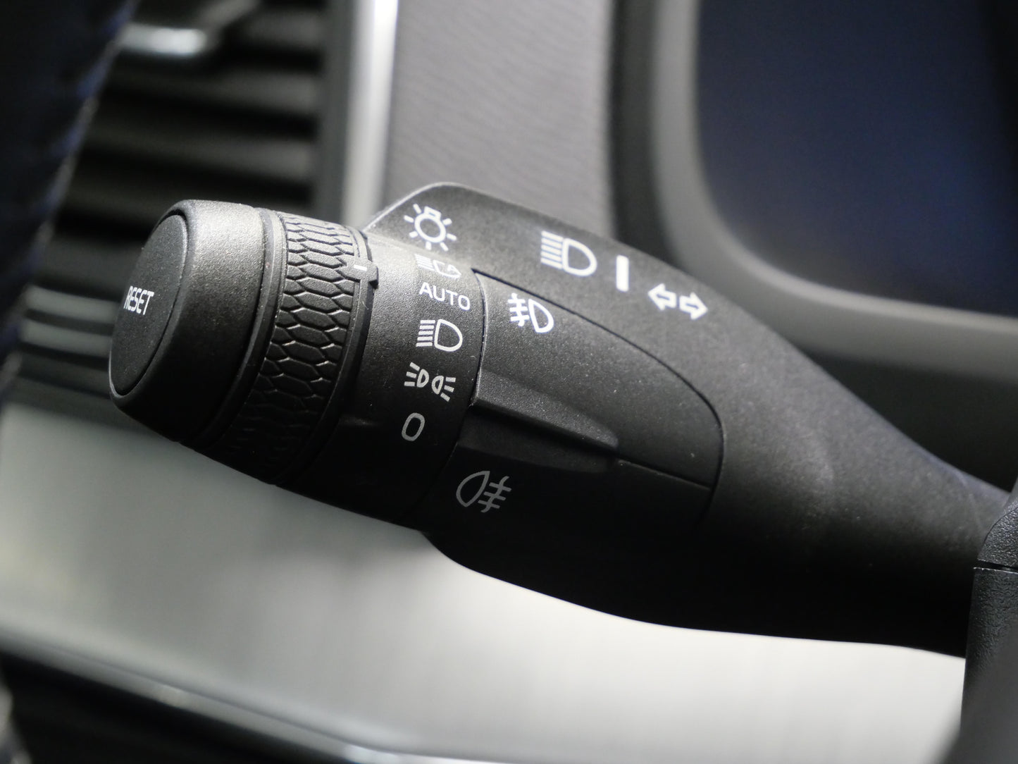 Volvo XC90 2.0 B5 173 kW Momentum Pro