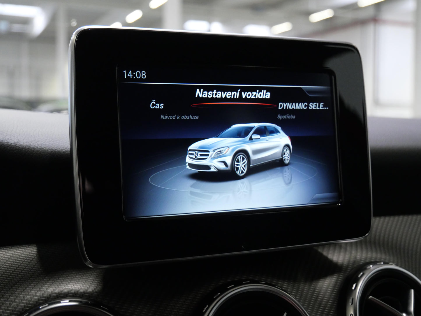 Mercedes-Benz GLA 200d 100 kW 4Matic