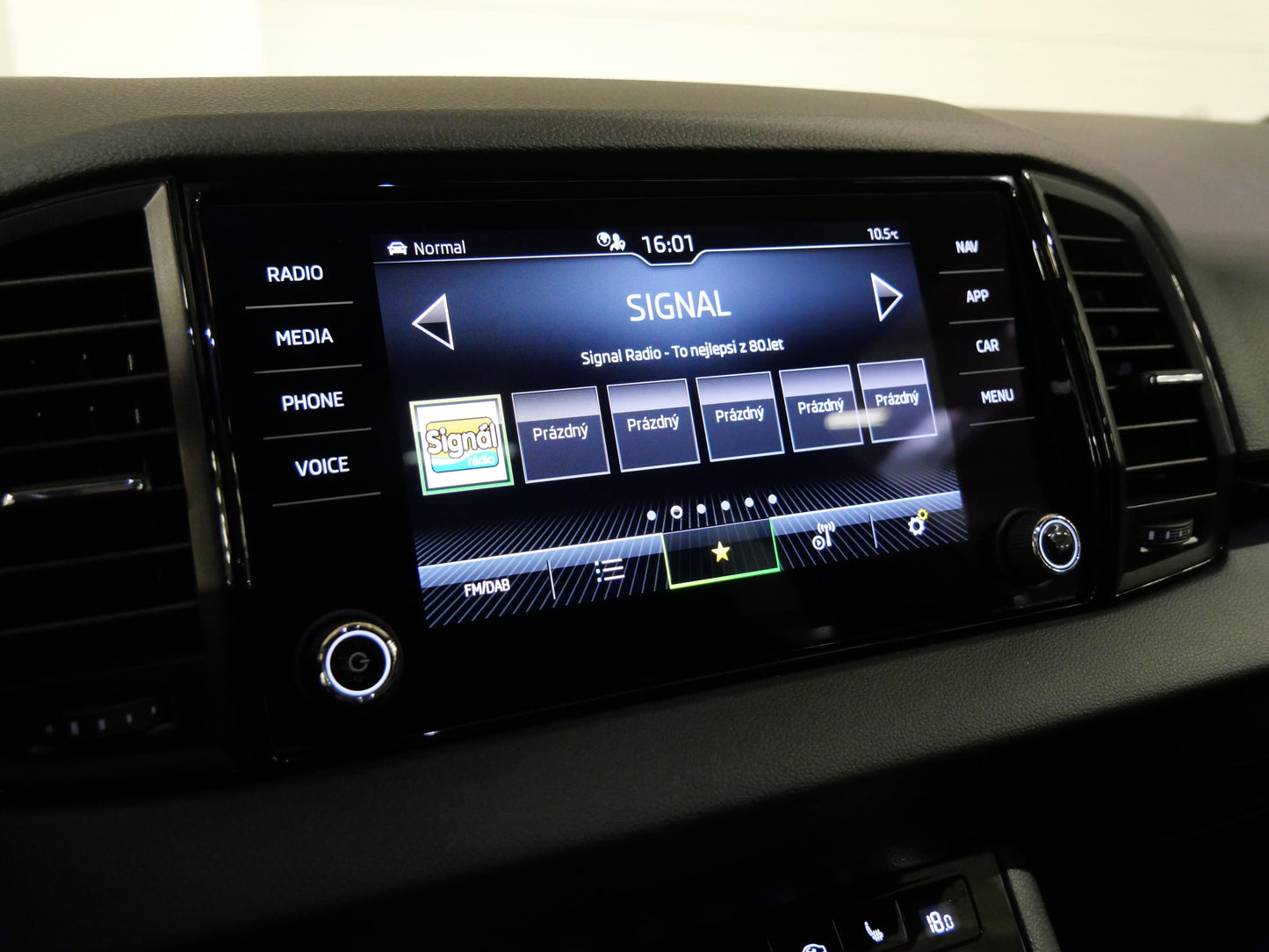 Škoda Karoq 1.5 TSI 110 kW Sportline