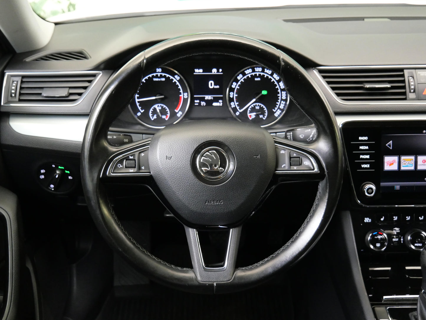 Škoda Superb 2.0 TDI 110 kW Ambition Plus