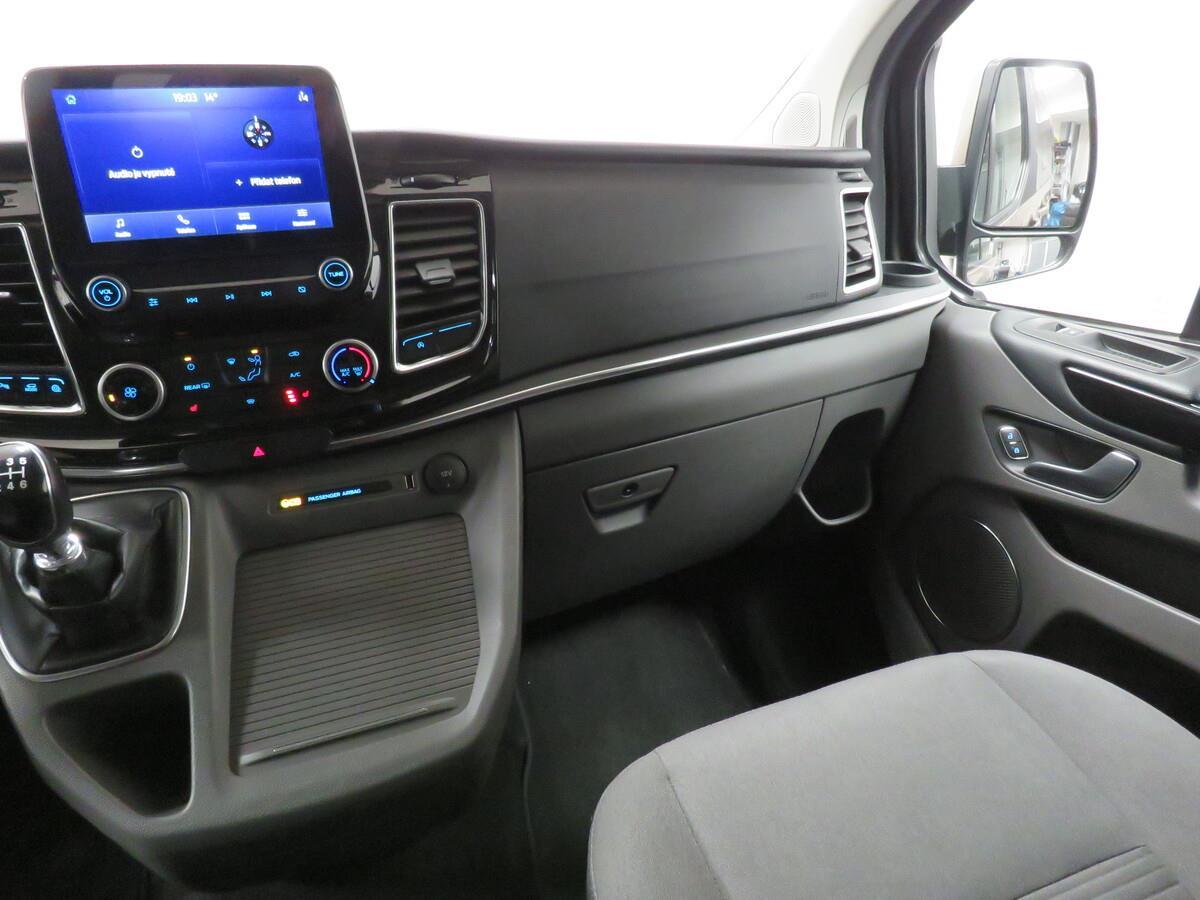 Ford Tourneo Custom 2.0 TDCI 136 kW Titanium