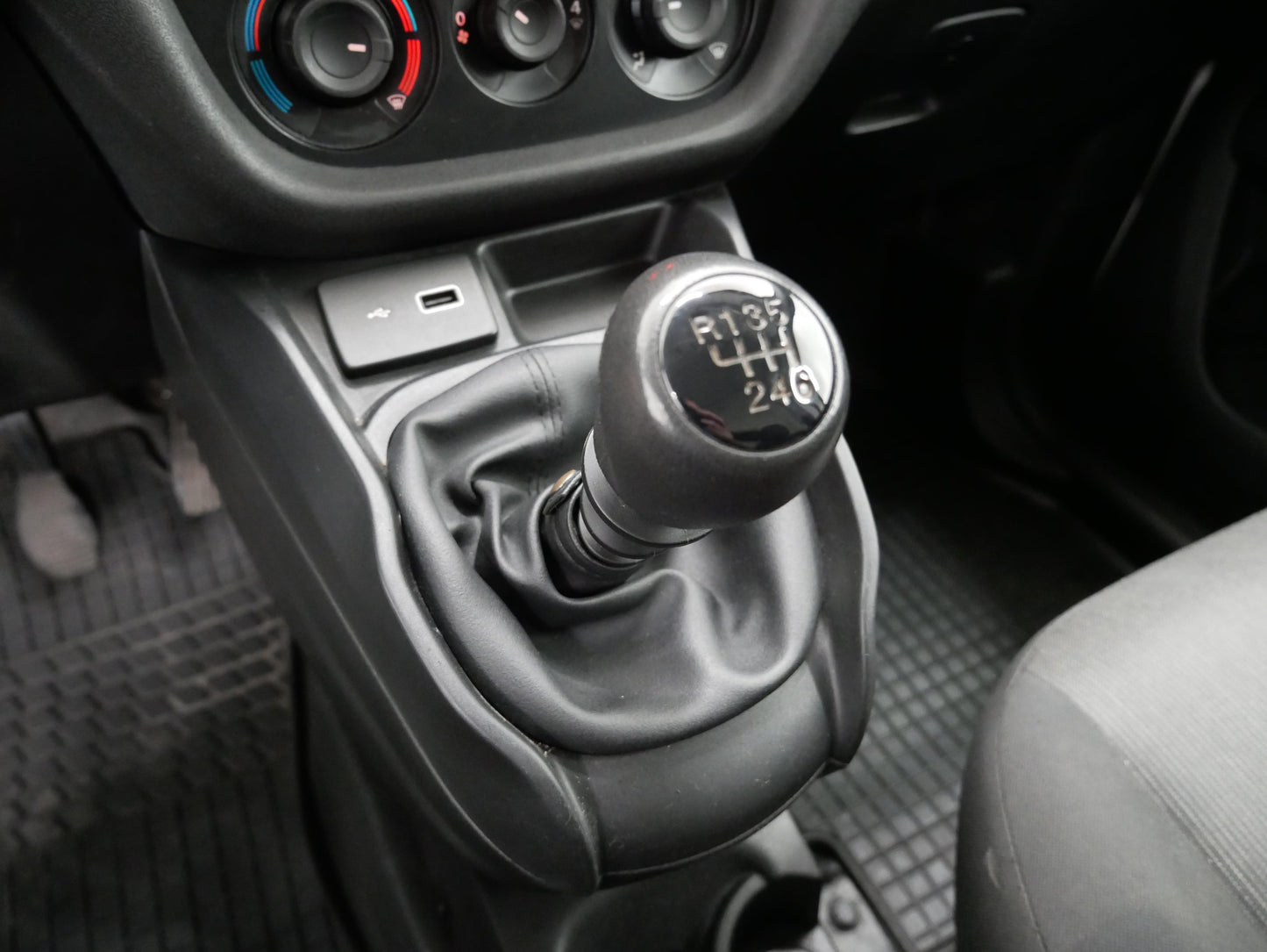 Fiat Dobló Cargo Maxi L2H1 1.4 CNG 88 kW