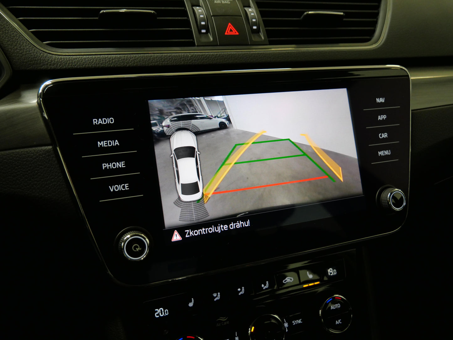 Škoda Superb 2.0 TDI 110 kW Style