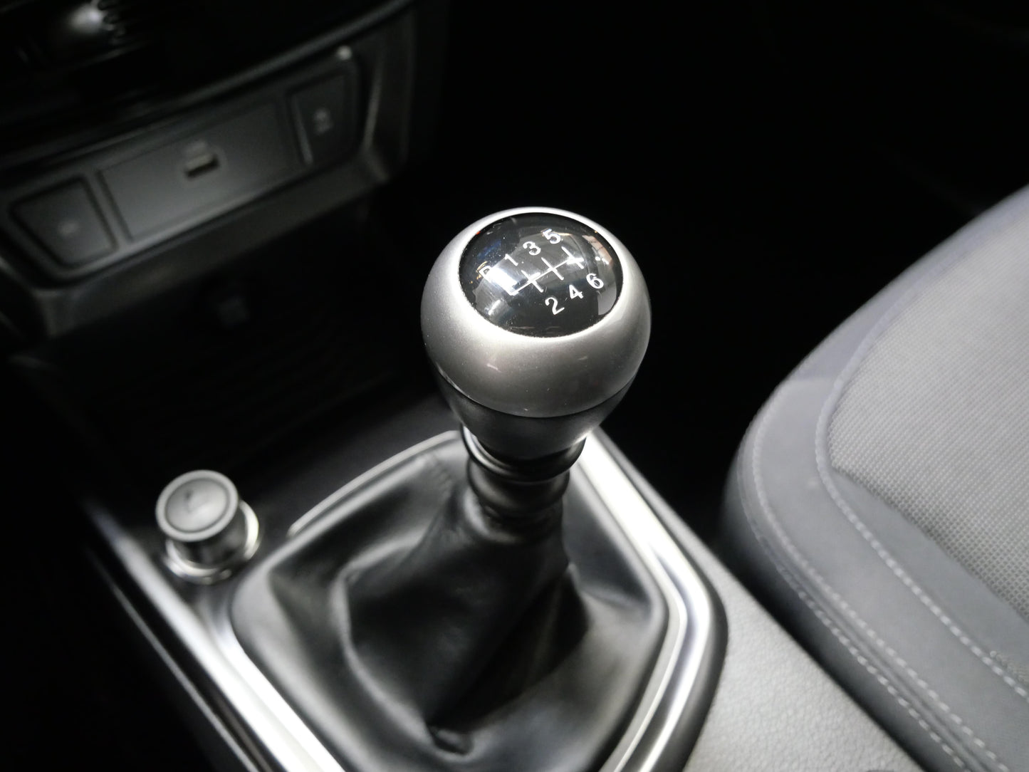 Ssang Yong 101324 1.5 T-GDI 120 kW Fizz