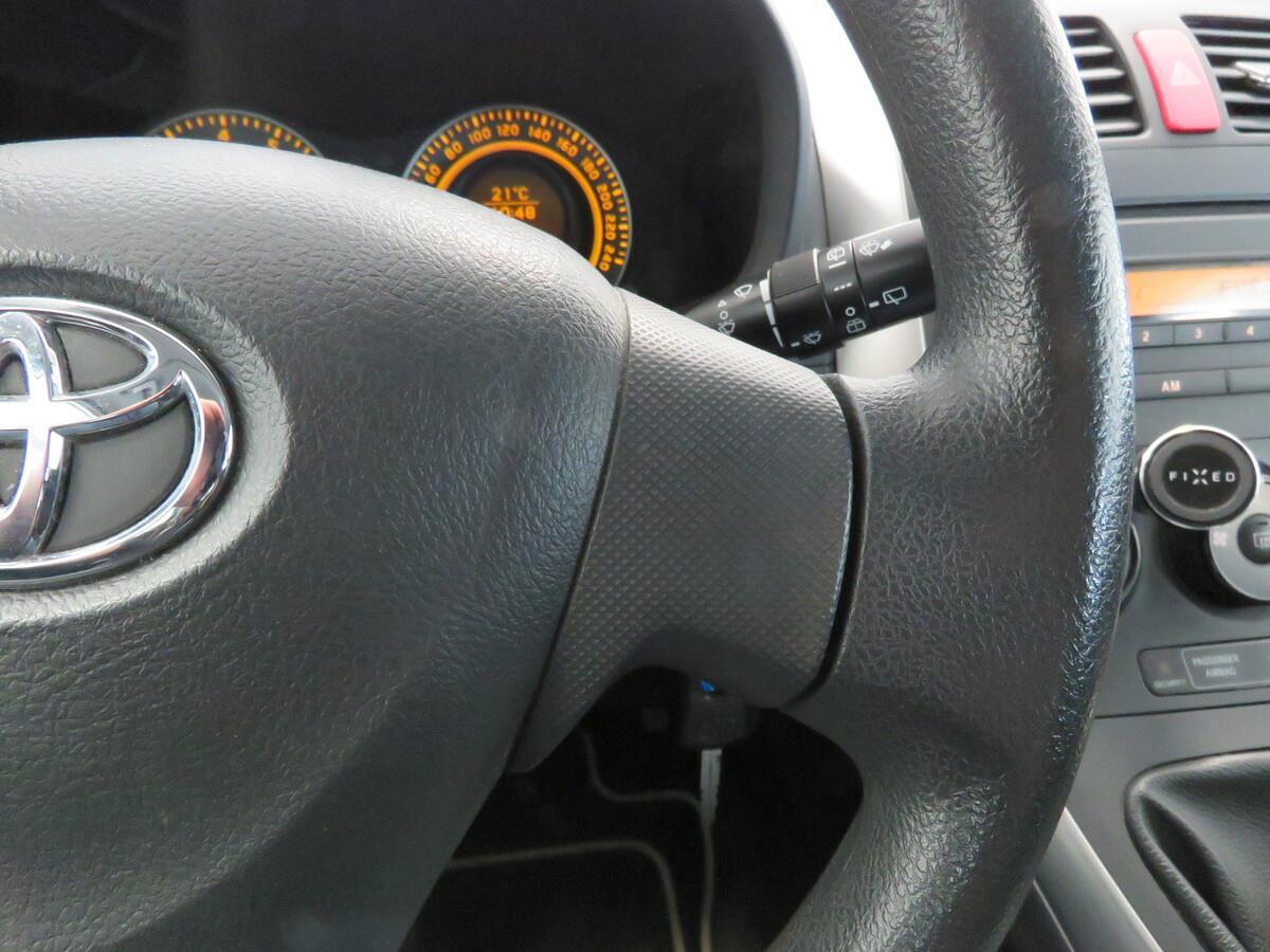 Toyota Auris 1.6 VVT-i 91 kW