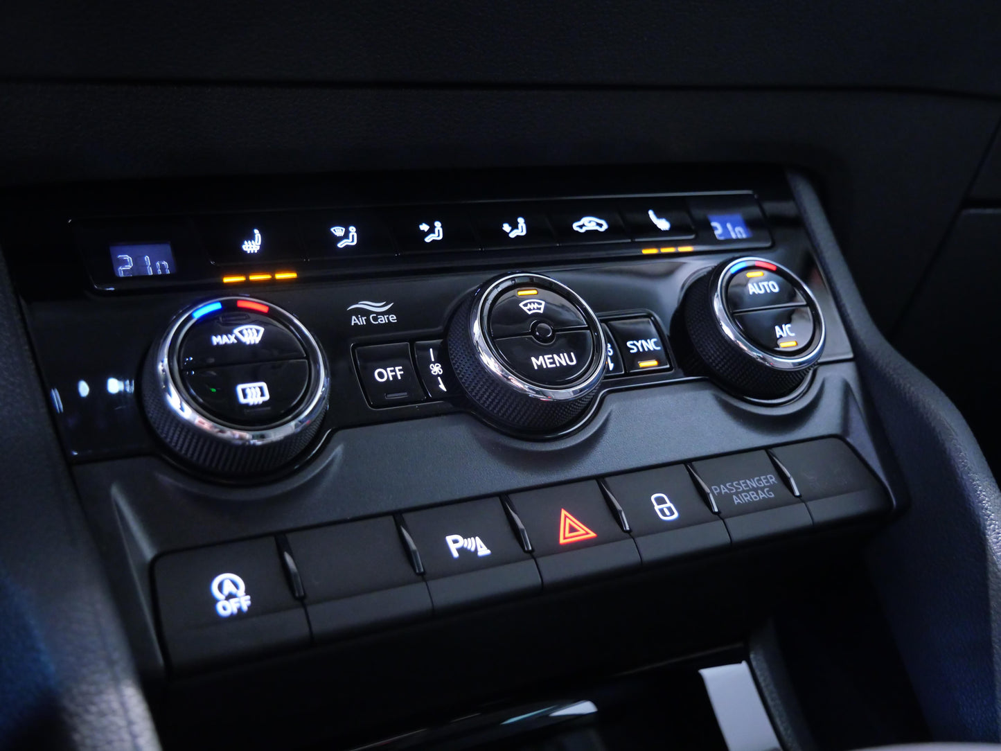 Škoda Karoq 1.5 TSI 110 kW Top Selection