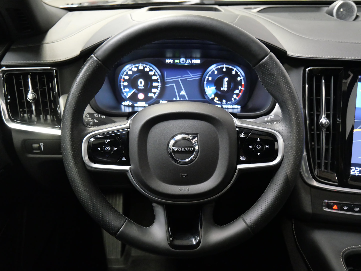 Volvo V90 2.0 T6 228kW AWD Drive-E Cross