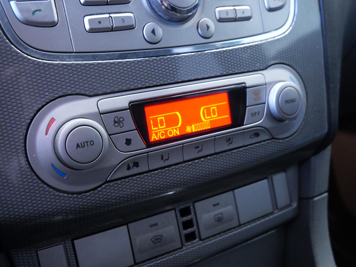 Ford Focus 1.6 TDCI 80 kW Ghia