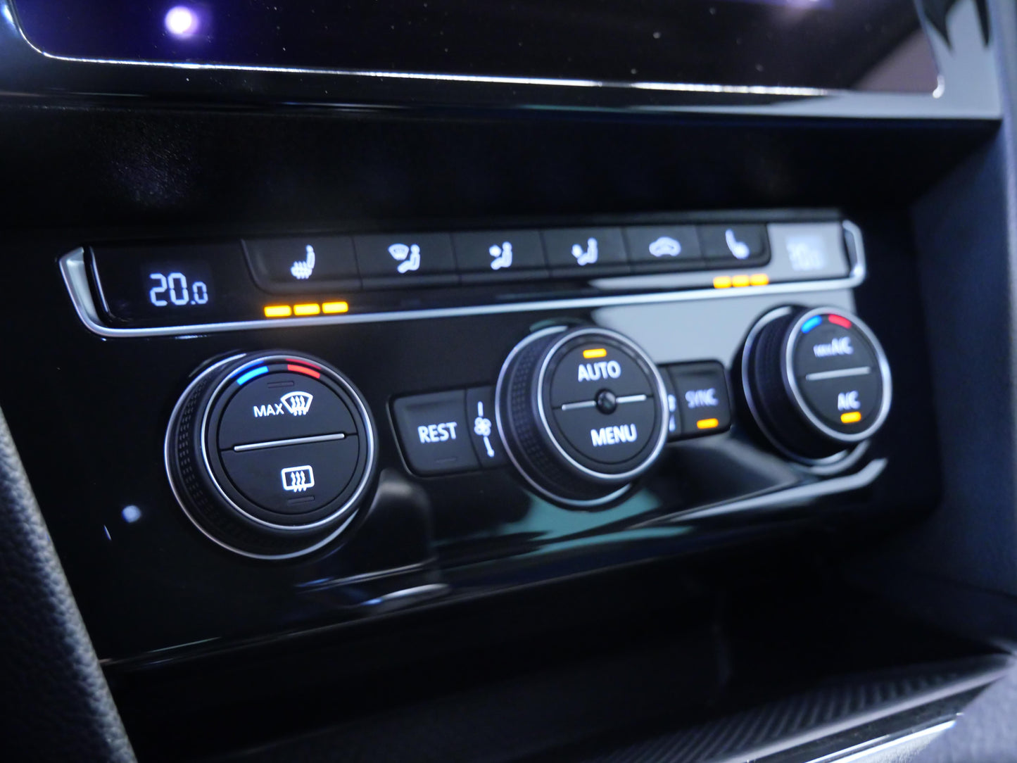 Volkswagen Passat 2.0 TDI 110 kW Elegance