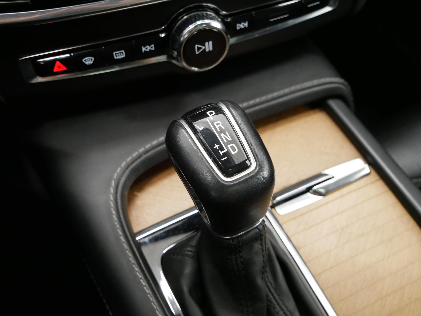 Volvo V90 D4 140 kW AWD Inscription