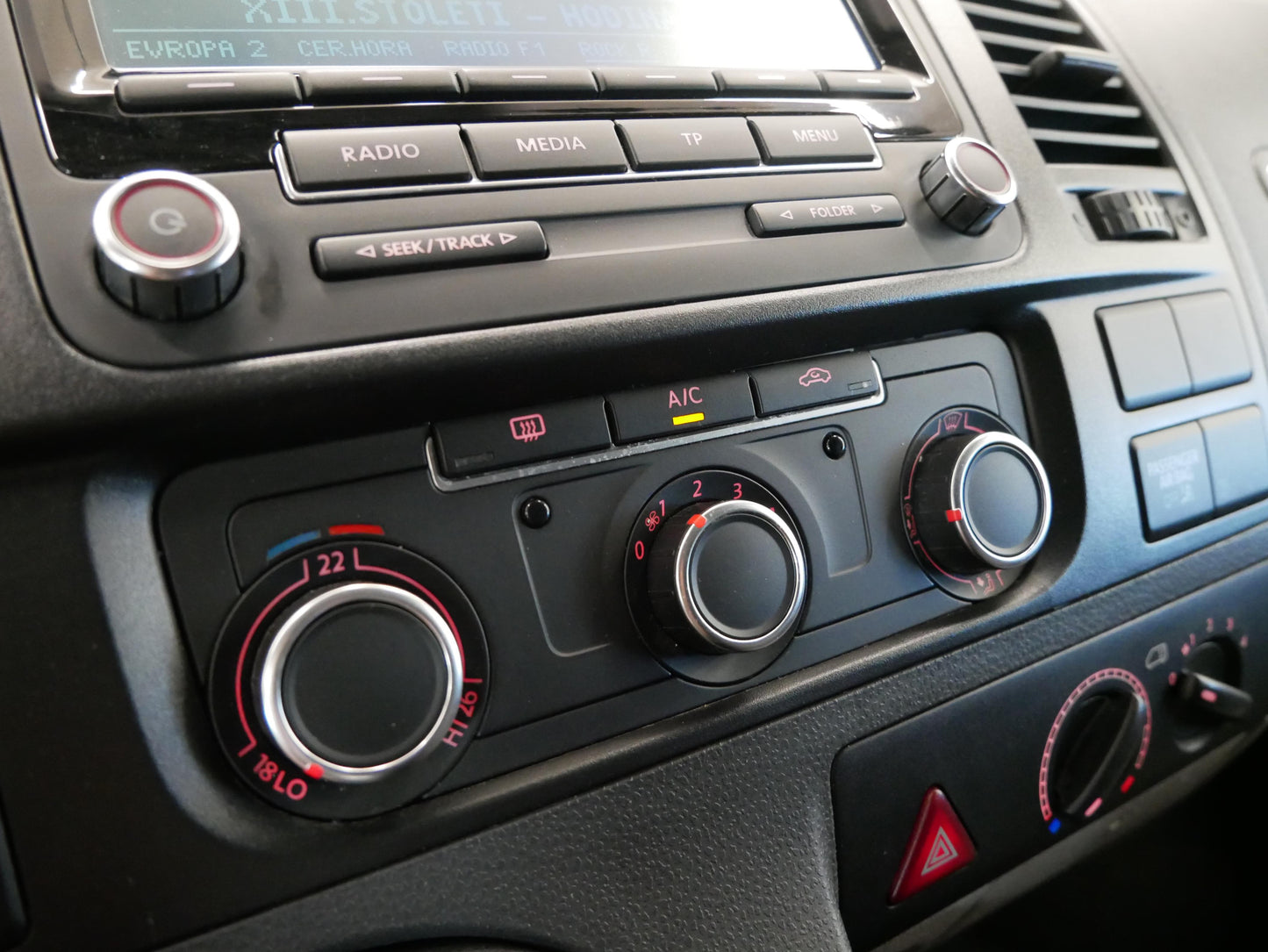 Volkswagen Transporter 2.0 TDI 103 kW KR