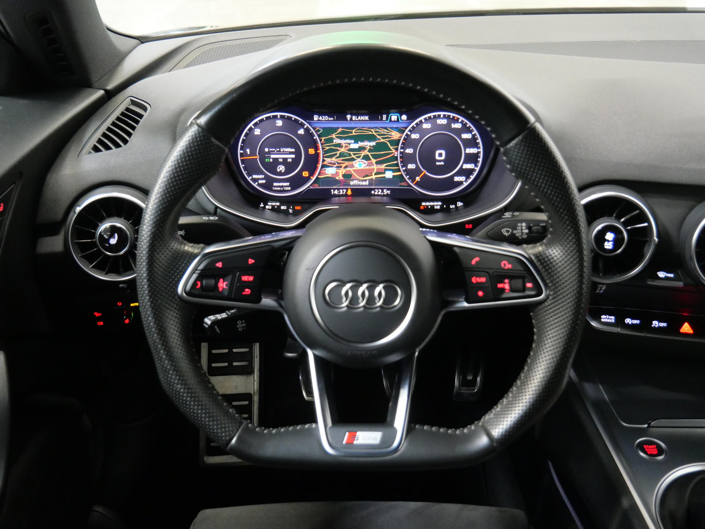 Audi TT 2.0 TDI 135 kW S line