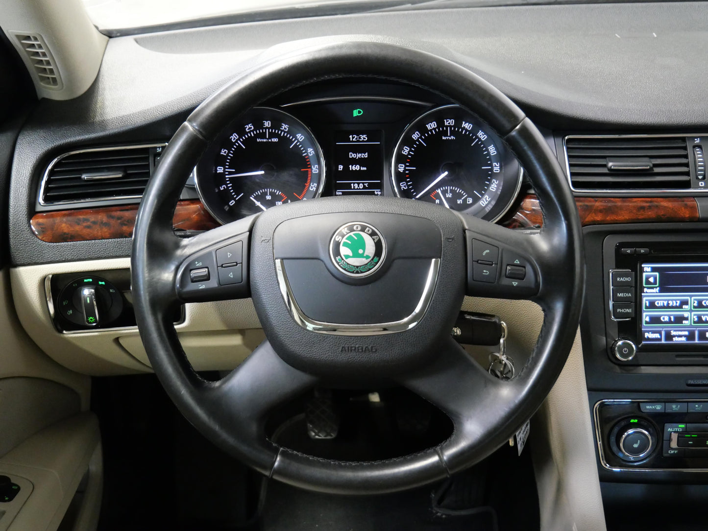 Škoda Superb 2.0 TDI 125 kW 4x4 Elegance