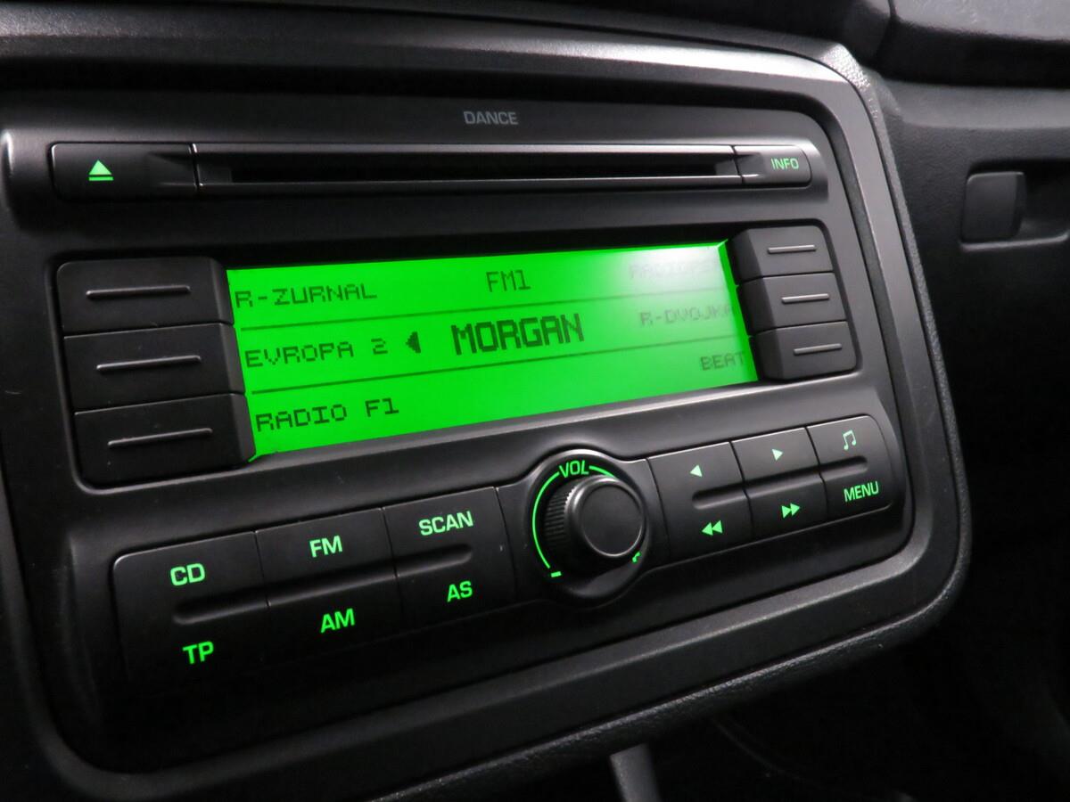 ŠKODA Roomster 1.6 16V MPI 77 kW Scout