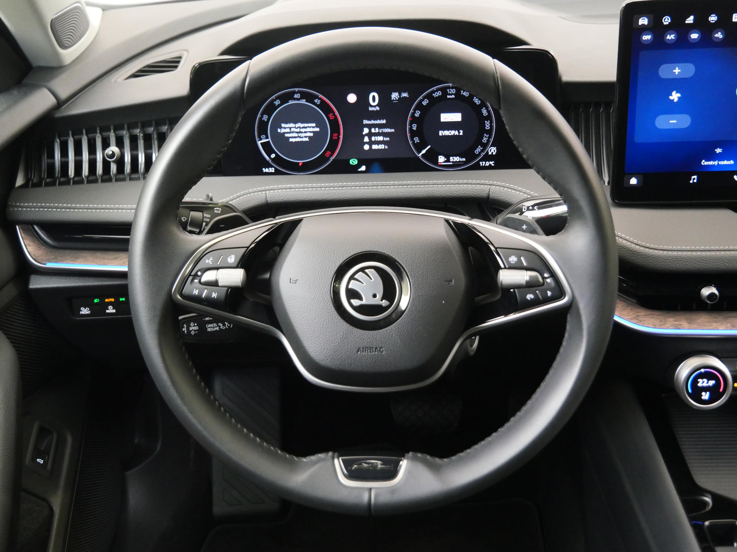 ŠKODA Superb 2.0 TDI 142 kW L&K