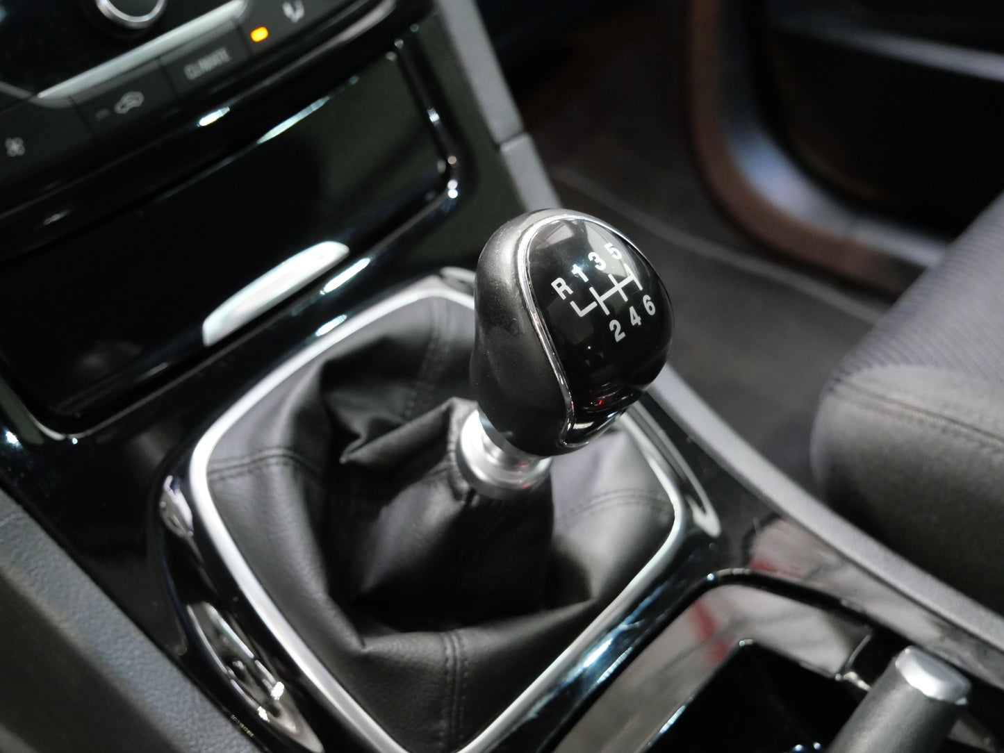 Ford S-MAX 2,0 TDCI 120 kW Titanium