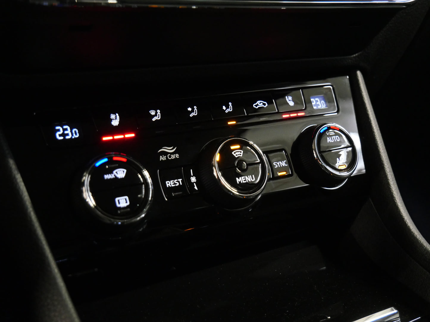 Škoda Superb 2.0 TDI 147 kW L&K