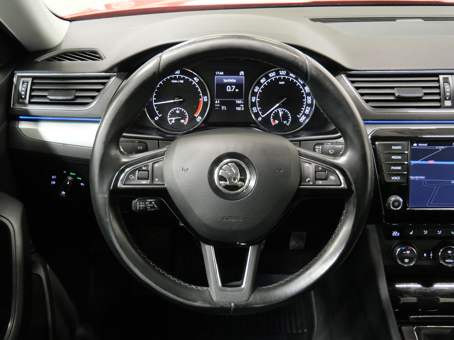 Škoda Superb 2.0 TDI 110 kW Style