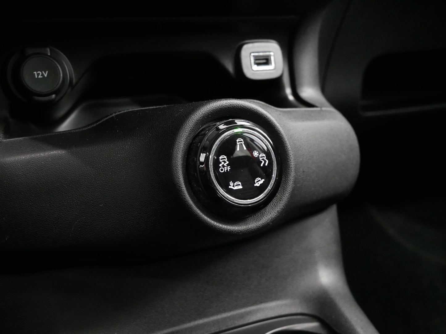 Citroën C4 Cactus 1.2 THP 81 kW Rip Curl
