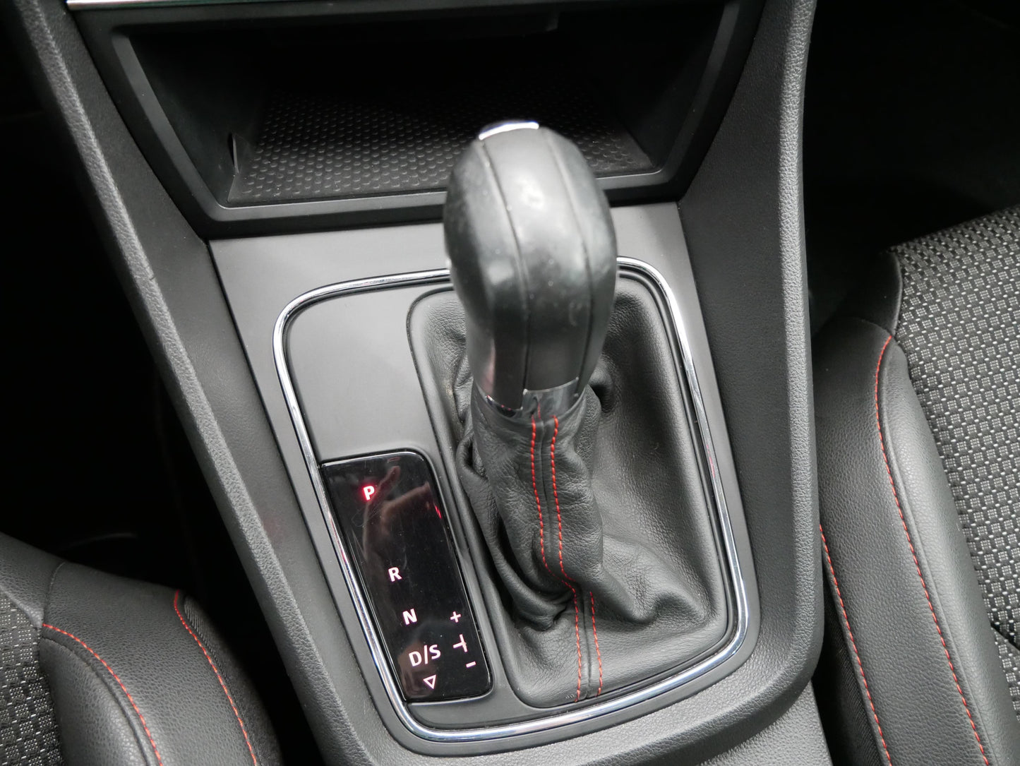 Seat Leon 2.0 TDI 135 kW FR