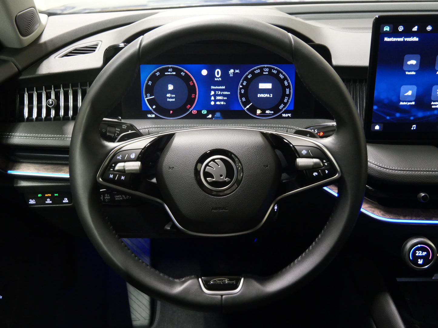Škoda Superb 2.0 TDI 142 kW L&K