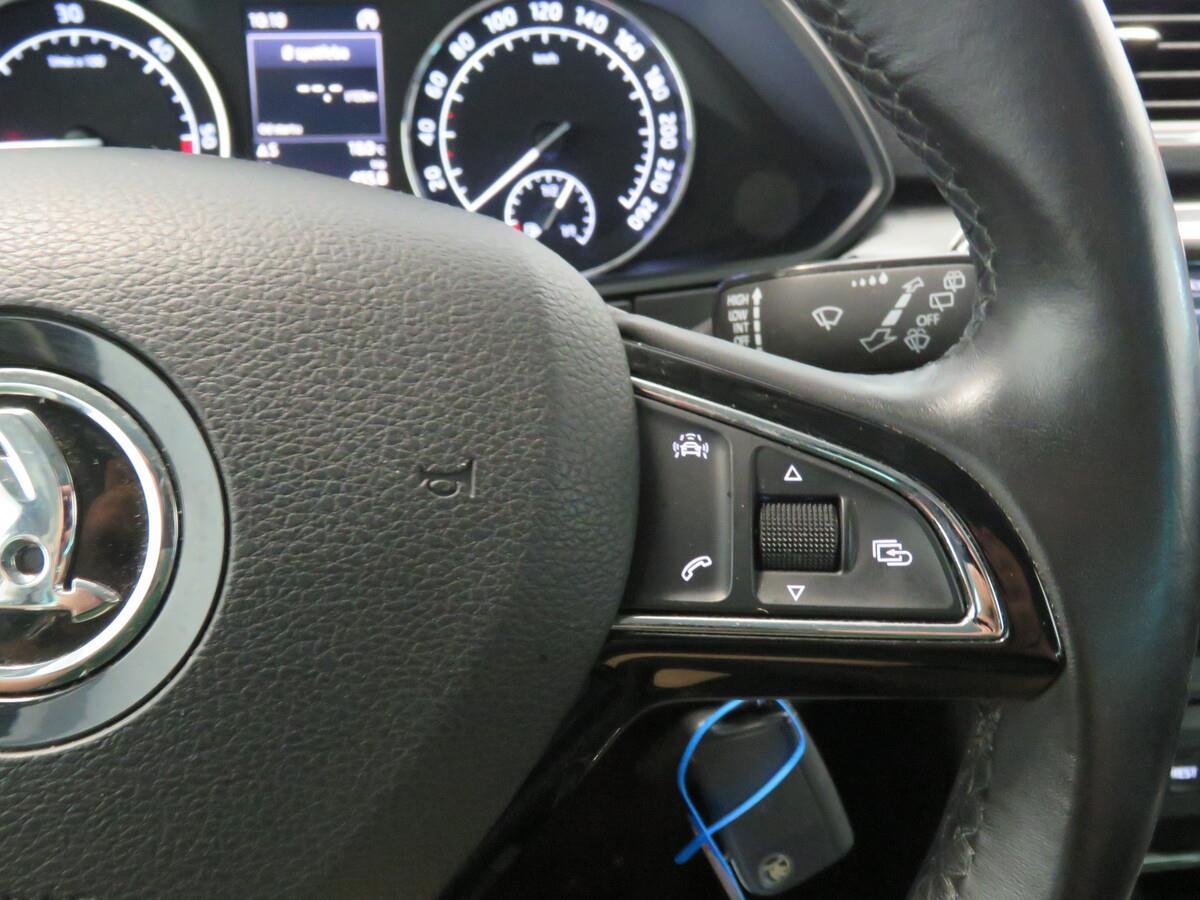 Škoda Superb 2.0 TDI 140 kW Style