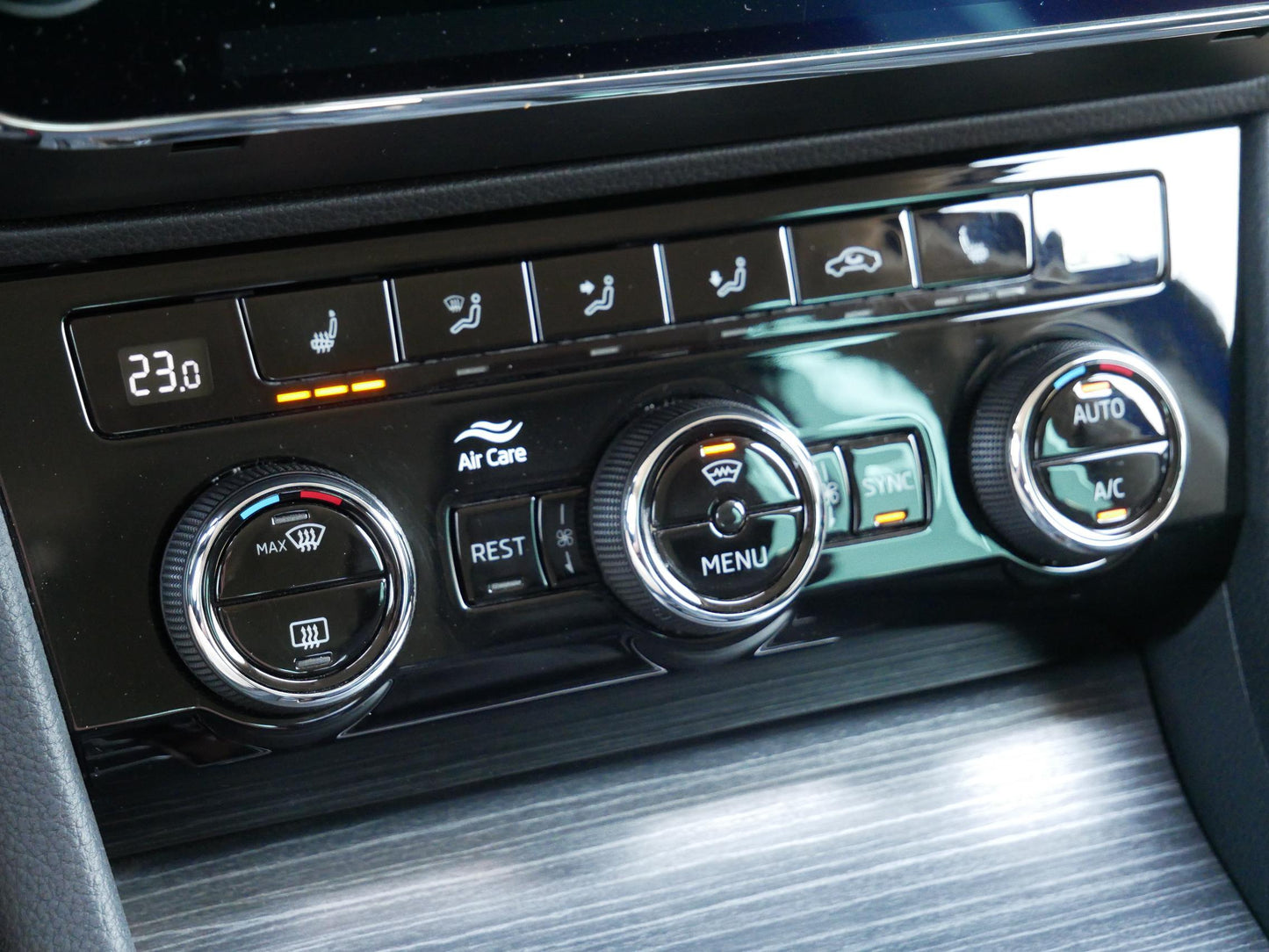 Škoda Superb 2.0 TSI 140 kW Style