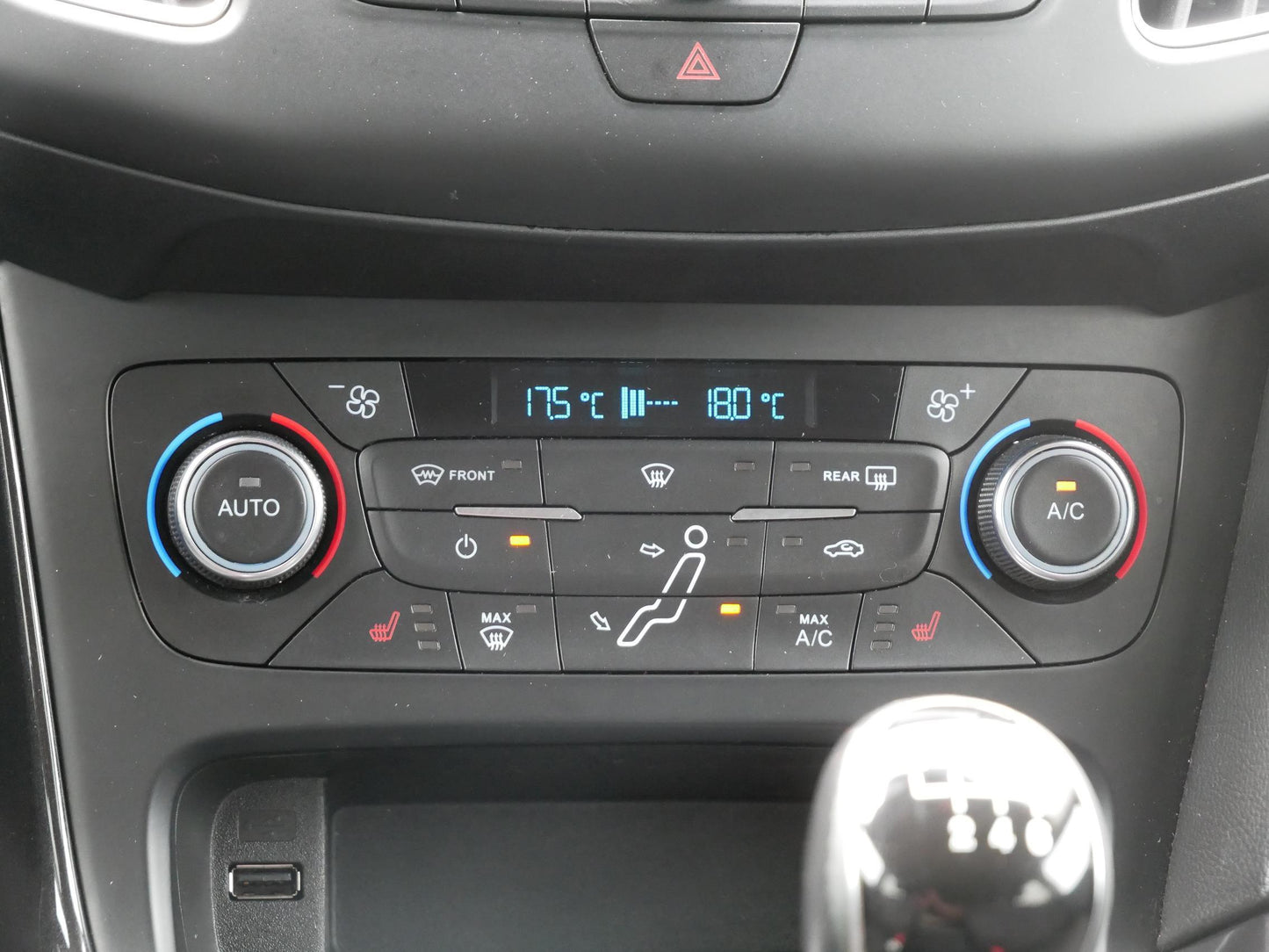 Ford Focus 2.0 TDCI 110 kW Titanium