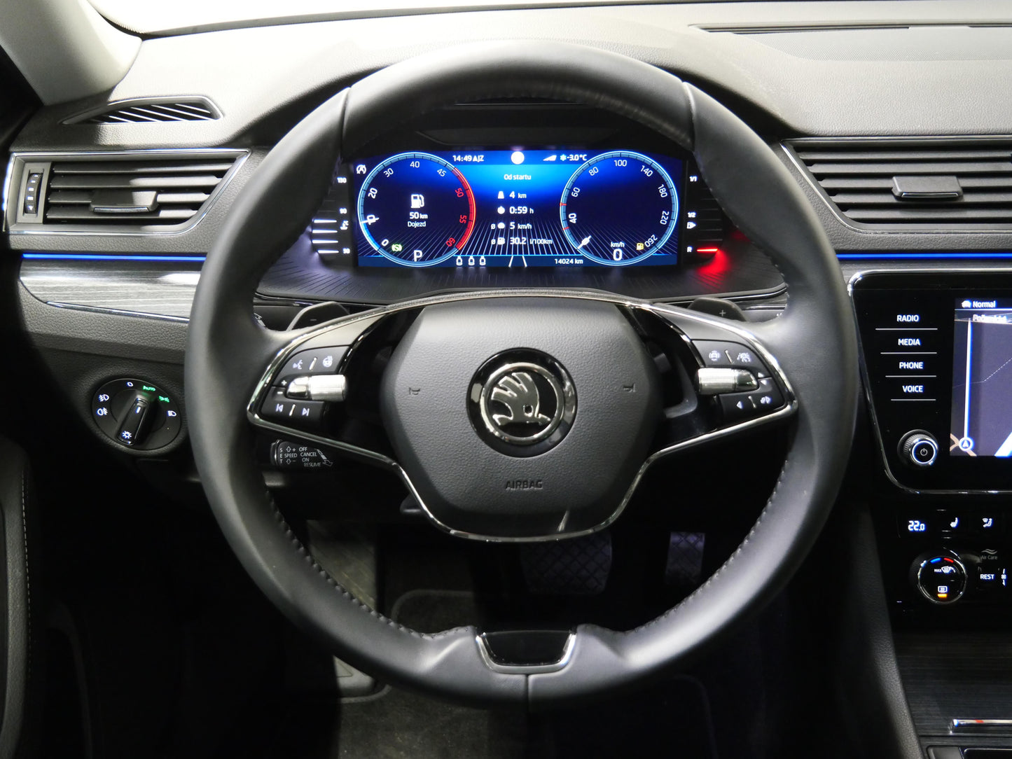 Škoda Superb 2.0 TDI 110 kW Style Plus