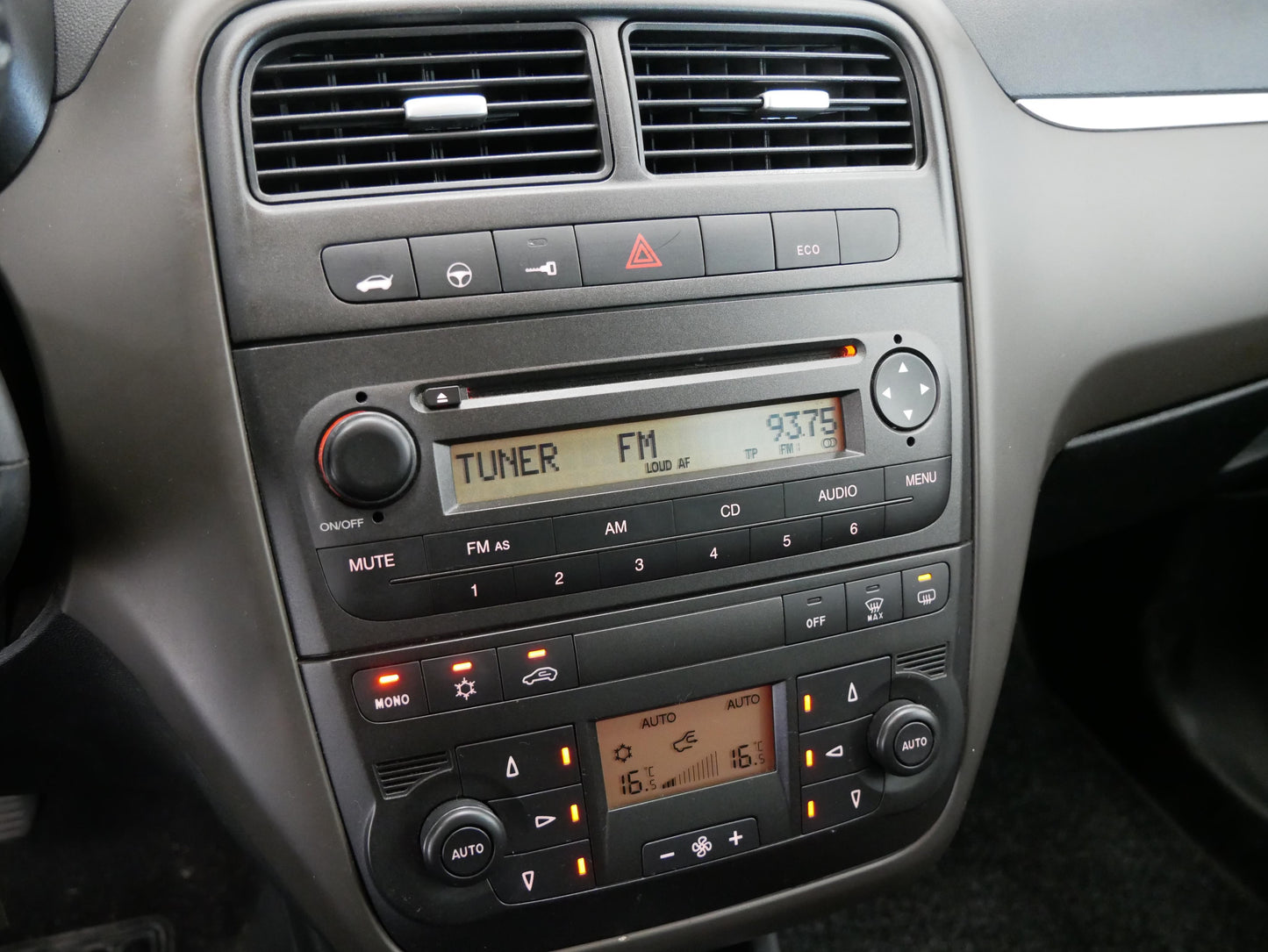 Fiat Grande Punto 1.4i 57 kW Automat
