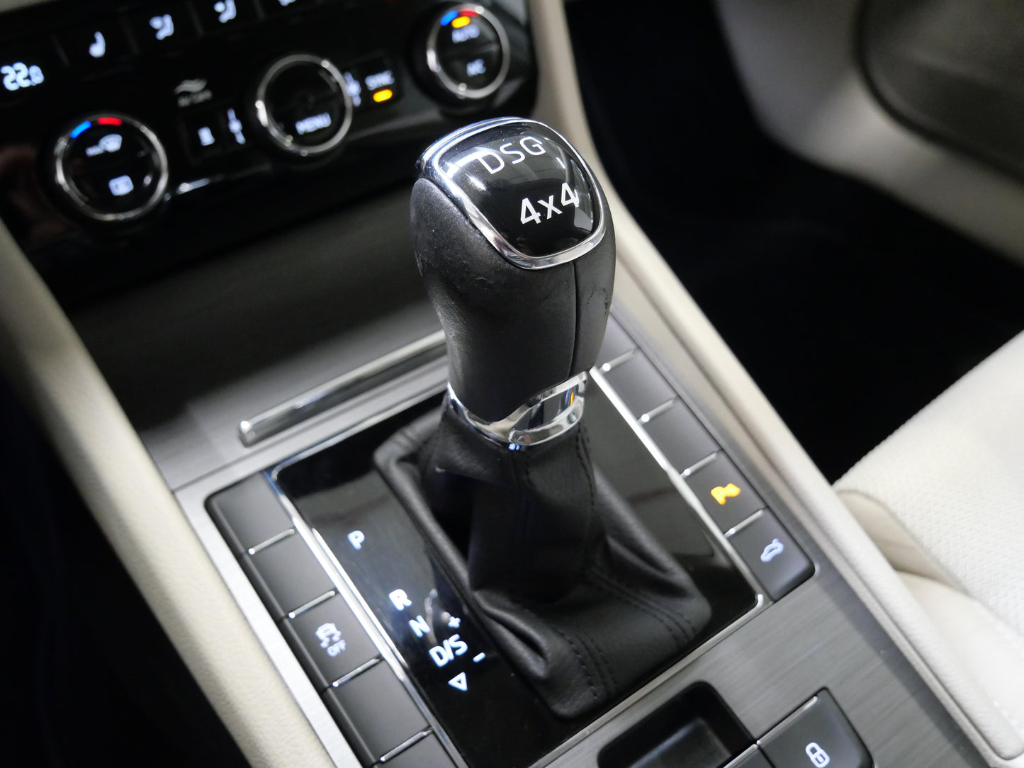 Škoda Superb 2.0 TSI 206 kW Style