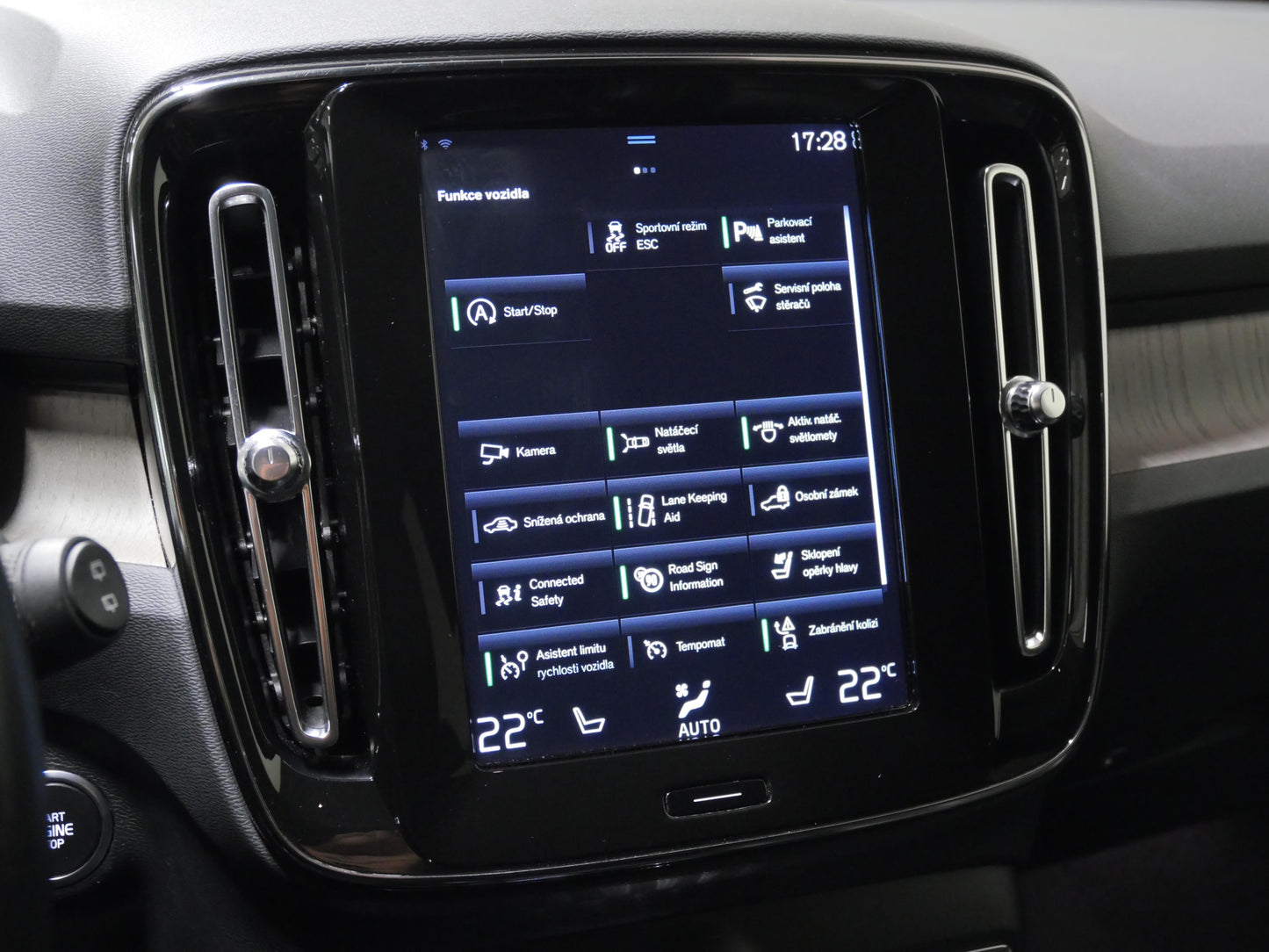 Volvo XC40 2.0 D4 140 kW Insciption