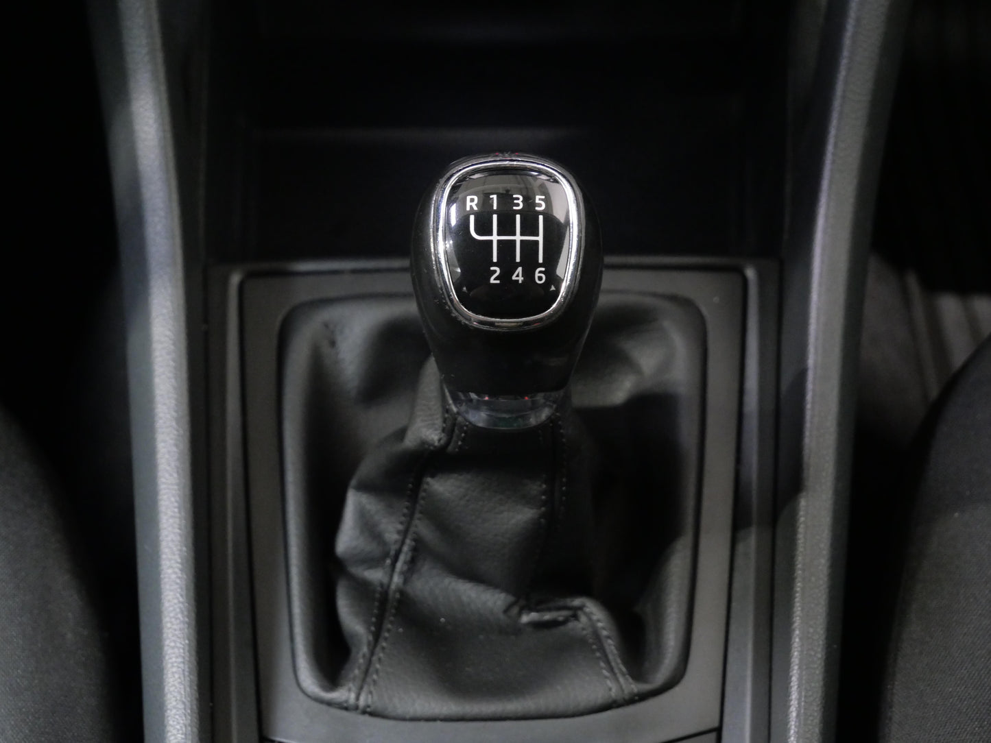 Škoda Karoq 1.6 TDI 85 kW Active Plus