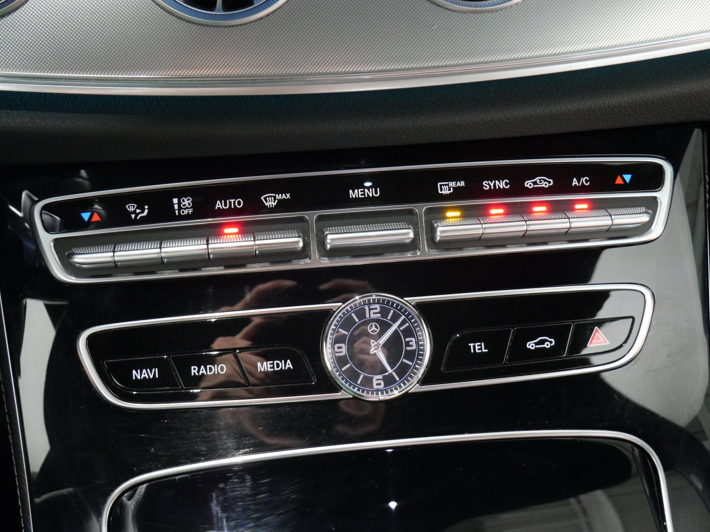 Mercedes-Benz Třídy E 220d 143 kW 4Matic Avantgarde