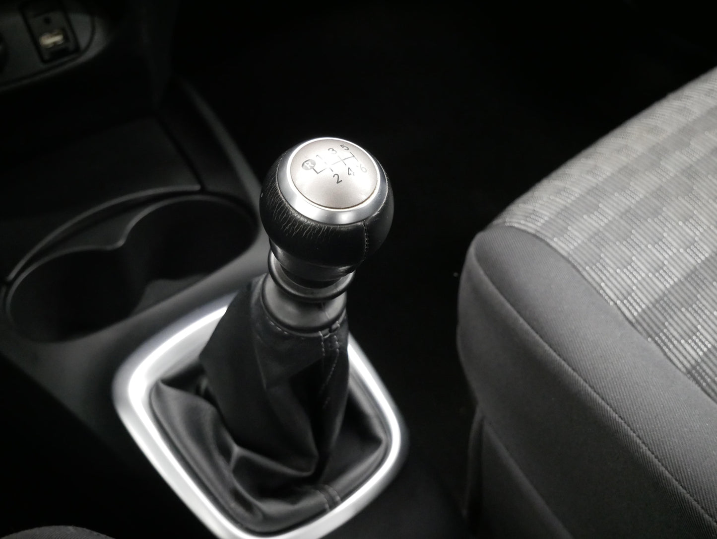 Toyota Yaris 1.3 VVT-i 73 kW Edition-S