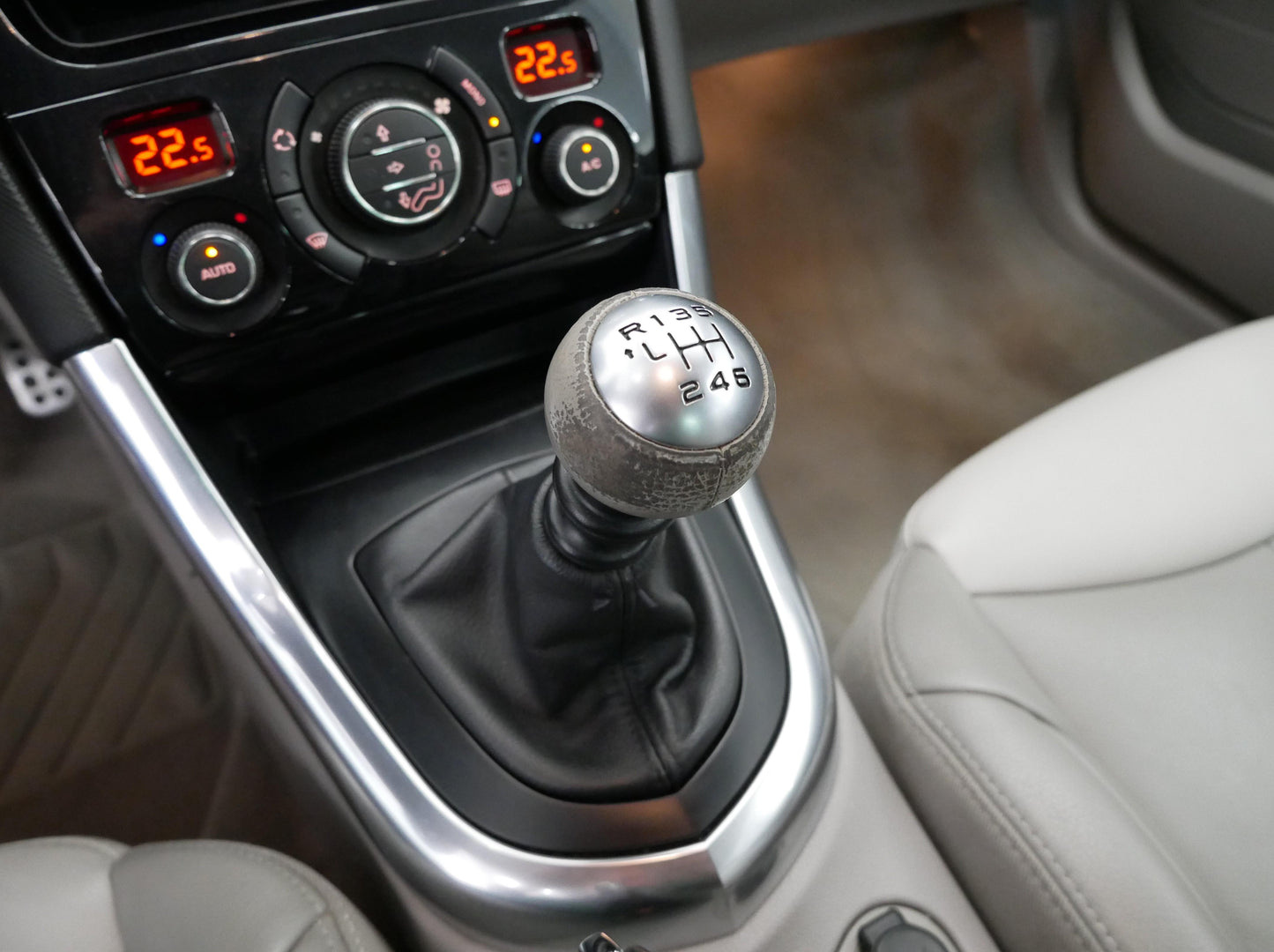 Peugeot 308 CC 2.0 HDI 16V 120 kW Sport