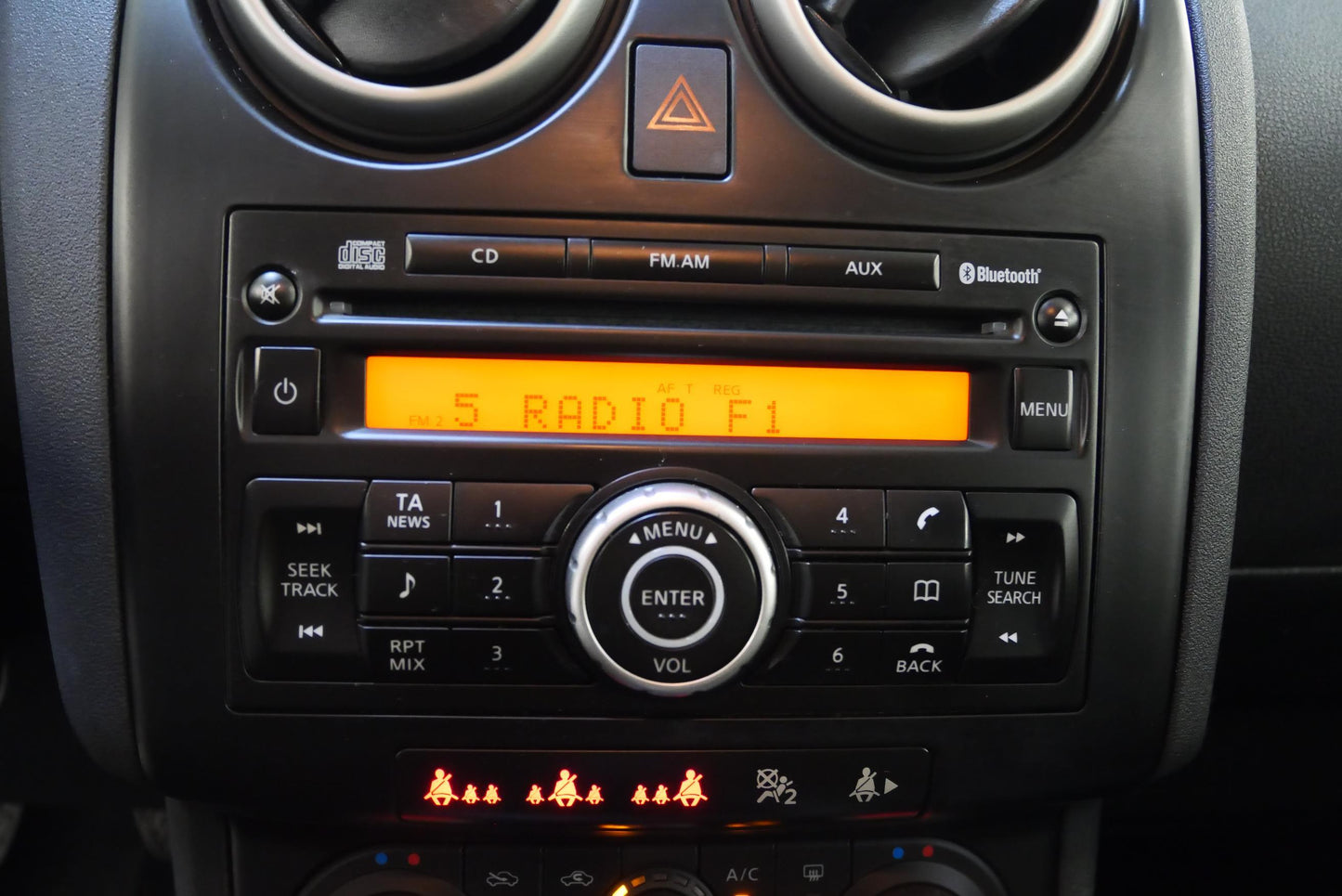 Nissan Qashqai 1.6i, 84 kW