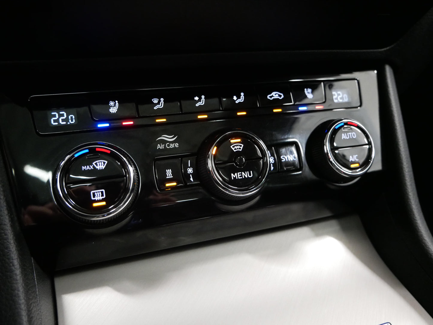 Škoda Superb 2.0 TDI 140 kW 4x4 L&K