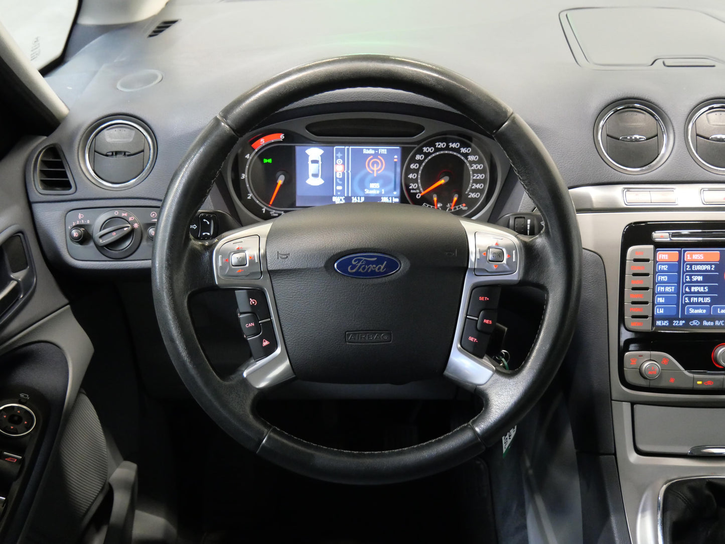 Ford S-MAX 2.2 TDCI 129 kW Titanium