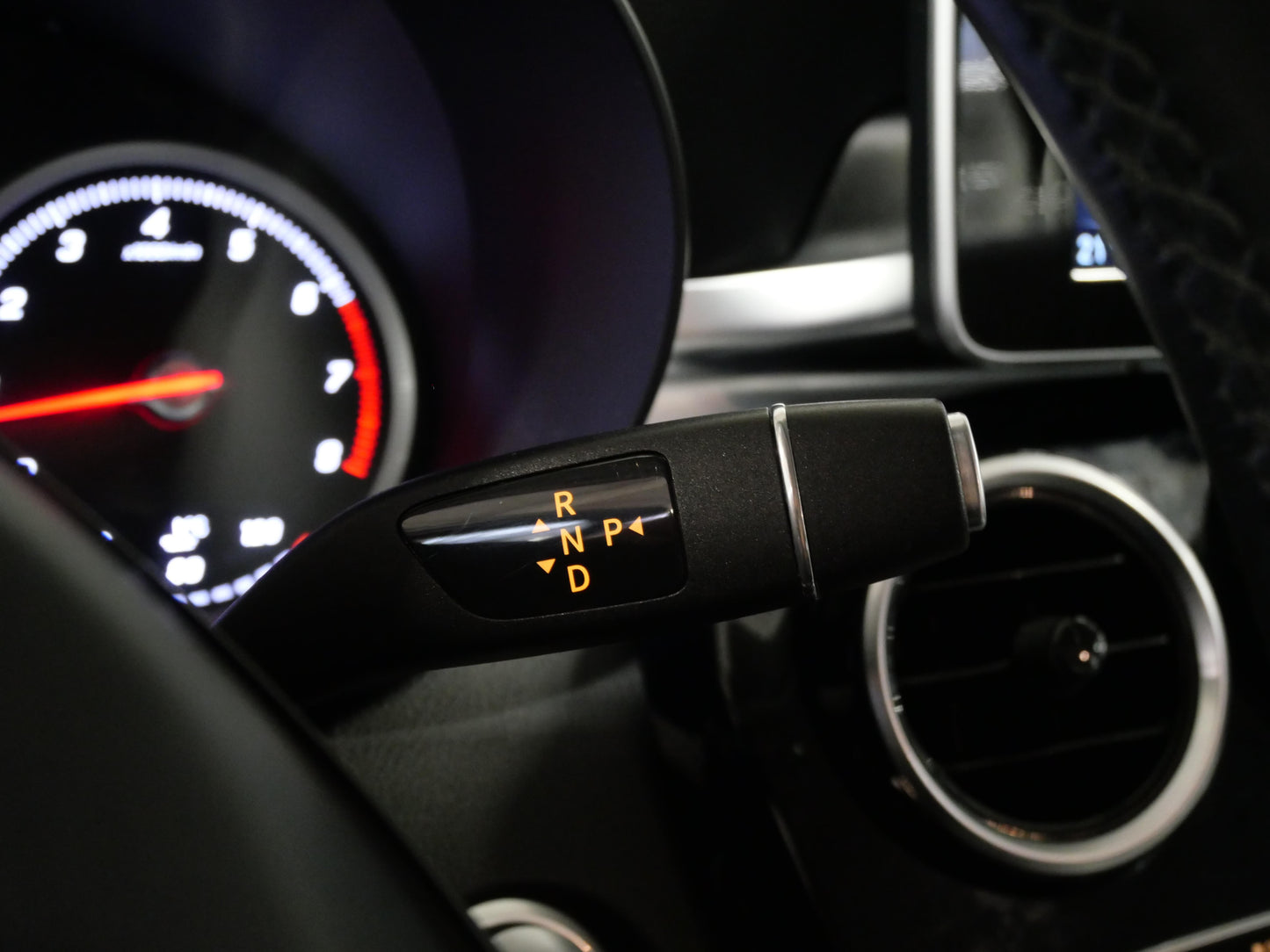 Mercedes-Benz Třídy C 250i 155 kW Avantgarde