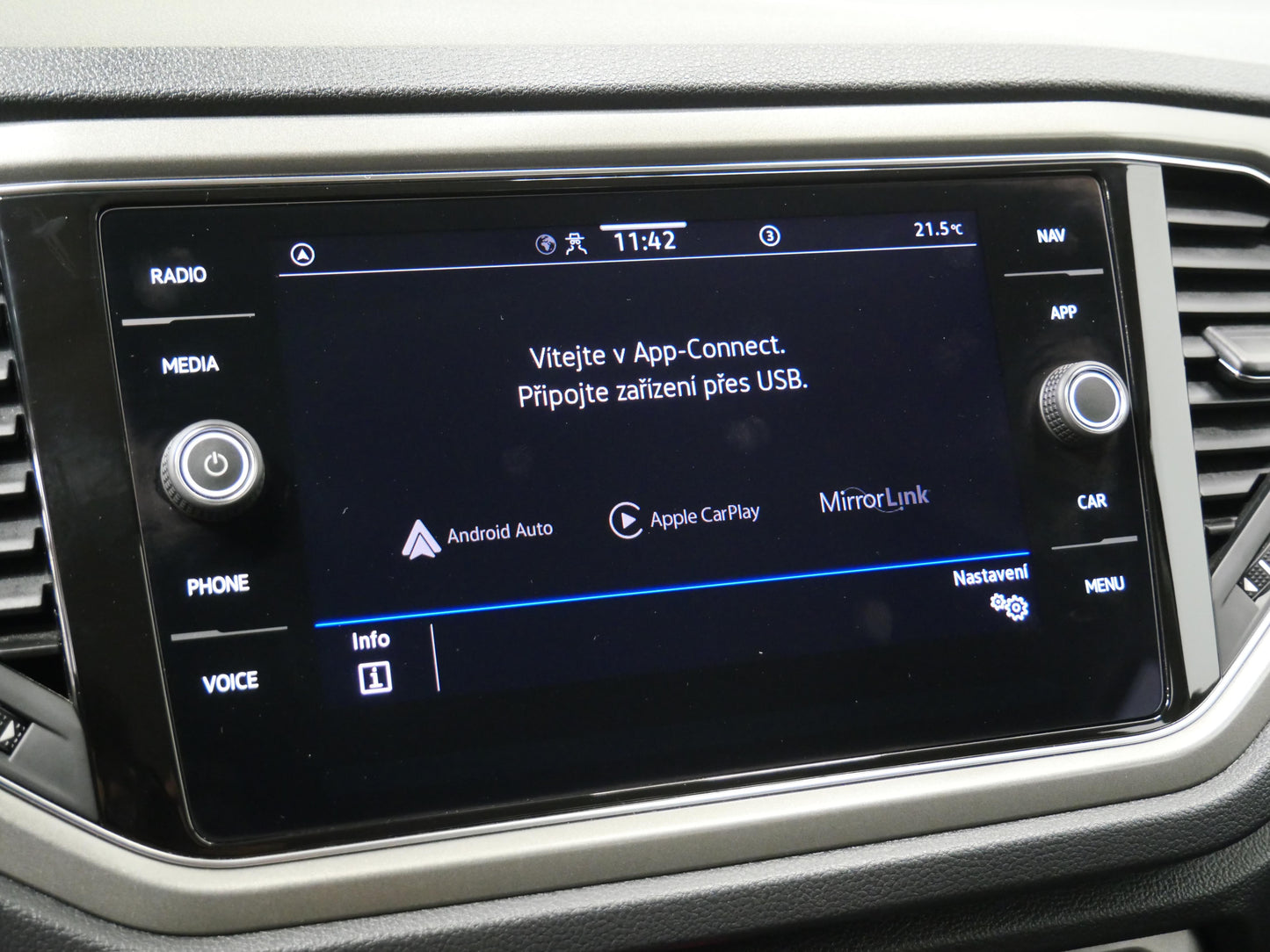 Volkswagen T-Roc 1.5 TSI 110 kW DSG Design