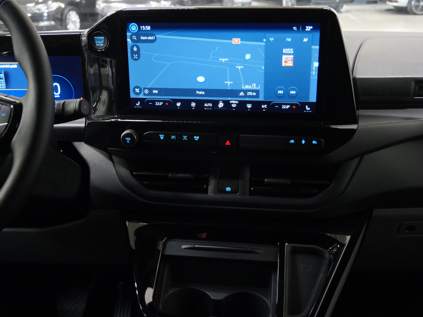 Ford Tourneo Custom 2.0 EcoBlue 125 kW Sport L1