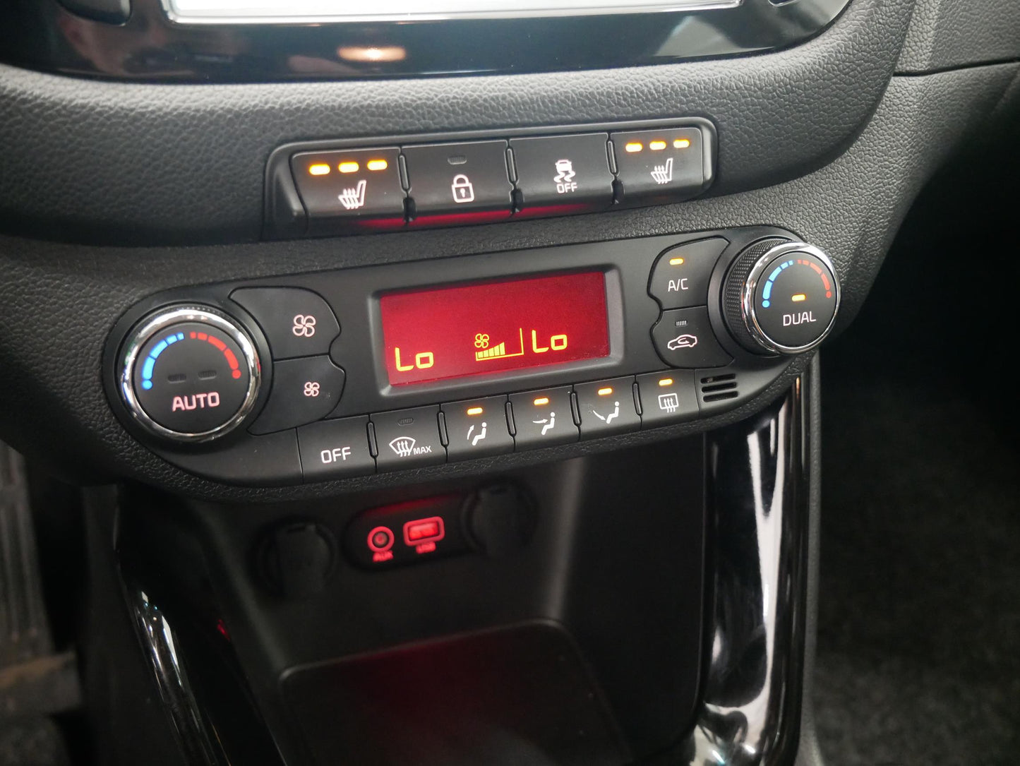 Kia Ceed 1.6 GDi Top