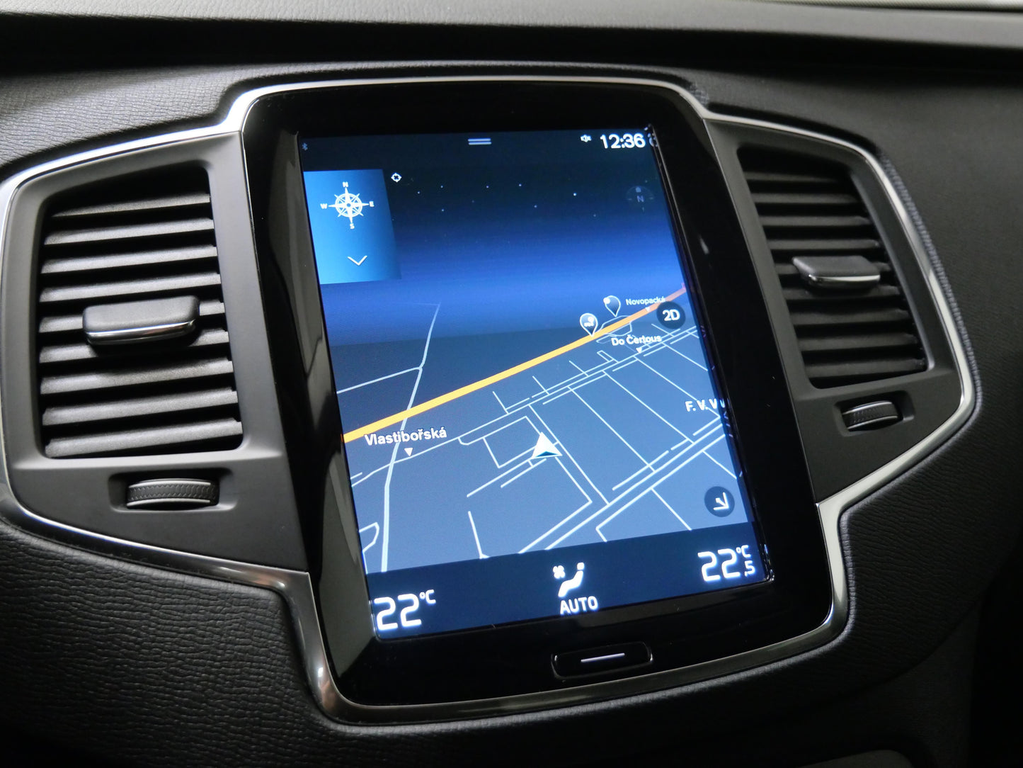 Volvo XC90 2.0 B5 173 kW Momentum Pro