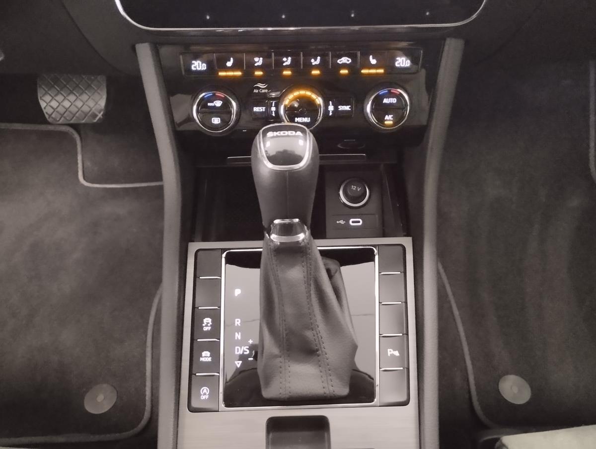 Škoda Superb 2.0 TDI 147 kW Style Plus