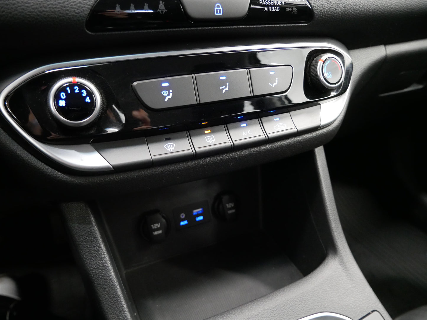 Hyundai i30 1.0 T-GDI 88 kW Trikolor