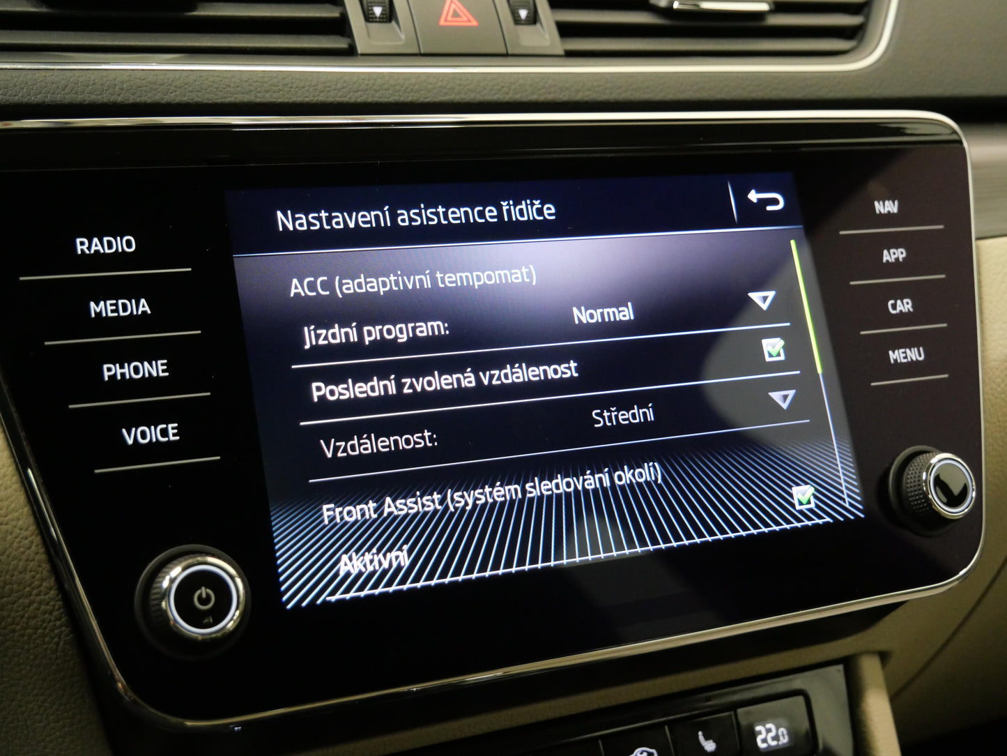 Škoda Superb 2.0 TDI 110 kW DSG Style