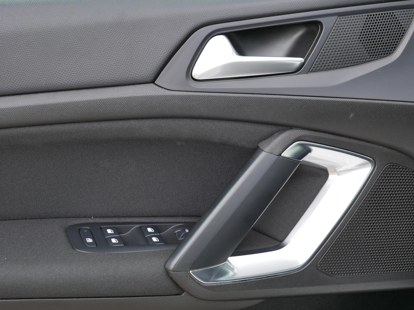 Peugeot 308 1.5 Blue HDI 75 kW