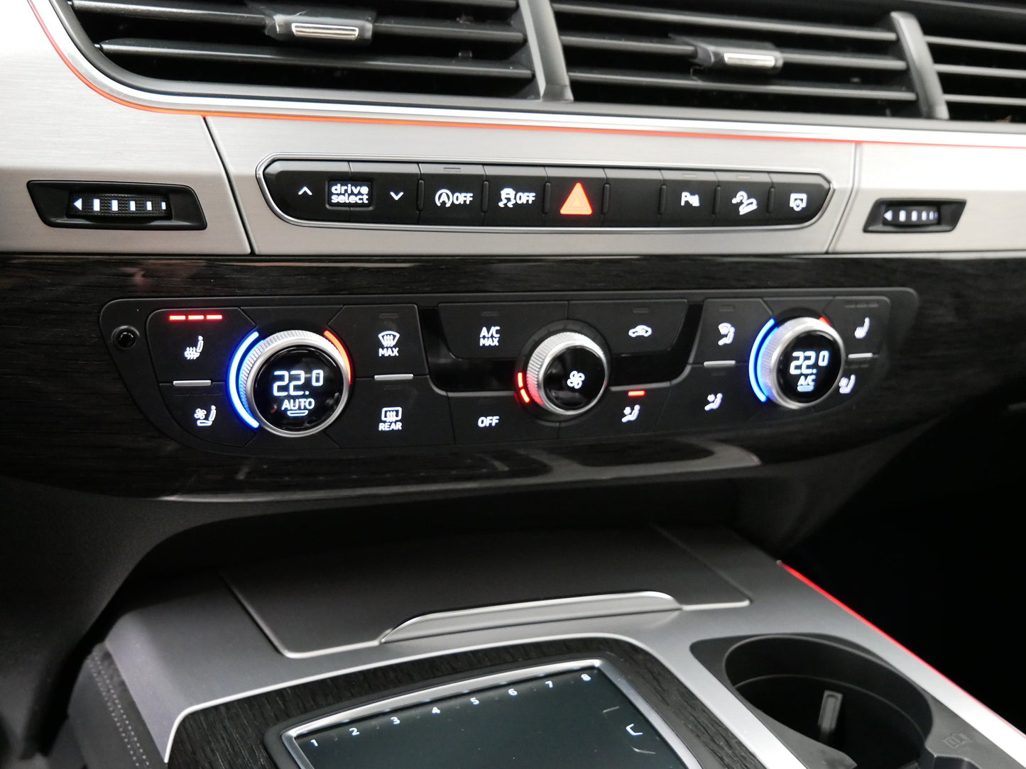 Audi SQ7 4.0 TDI V8 320 kW S-line