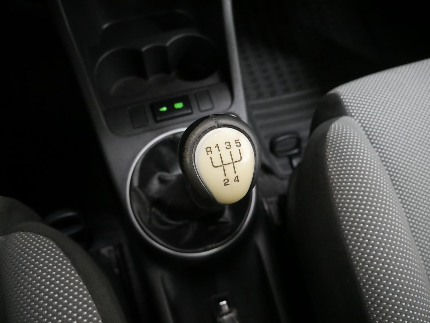 Škoda Fabia 1.2 HTP 44 kW Sport